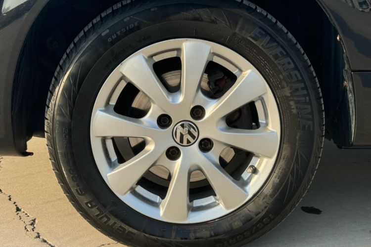 Used Volkswagen Santana Vista 2008 1.8L Manual Sishang Model Exterior 6