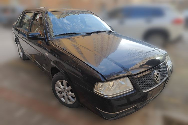 Used Volkswagen Santana Vista 2008 1.8L Manual Comfort Edition Front Right 45 Deg