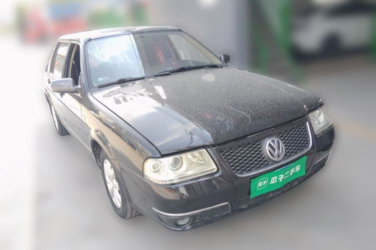 Used Volkswagen Santana Vista 2008 1.8L Manual Comfort Edition Front Right 45 Deg