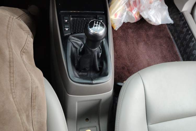 Used Volkswagen Santana Vista 2008 1.8L Manual Sishang Model Gear Lever
