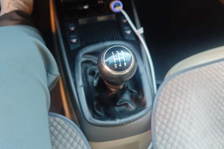 Used Volkswagen Santana Vista 2008 1.8L Manual Sishang Model Gear Lever