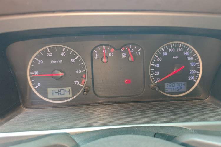 Used Volkswagen Santana Vista 2008 1.8L Manual Comfort Edition Instrument Cluster