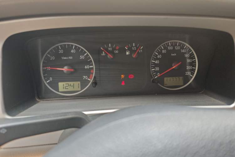 Used Volkswagen Santana Vista 2008 1.8L Manual Comfort Edition Instrument Cluster