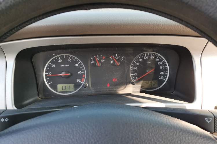 Used Volkswagen Santana Vista 2008 1.8L Manual Comfort Edition Instrument Cluster