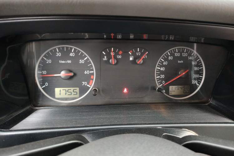 Used Volkswagen Santana Vista 2008 1.8L Manual Sishang Model Instrument Cluster