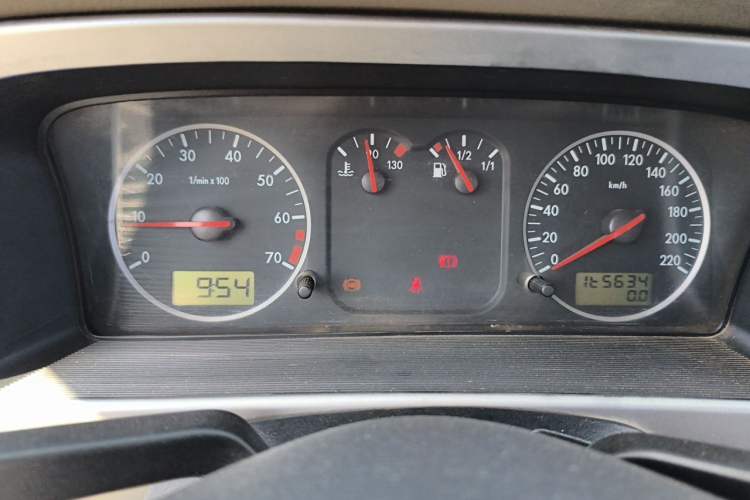 Used Volkswagen Santana Vista 2008 1.8L Manual Sishang Model Instrument Cluster