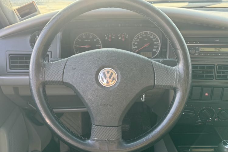 Used Volkswagen Santana Vista 2008 1.8L Manual Sishang Model Interior 2