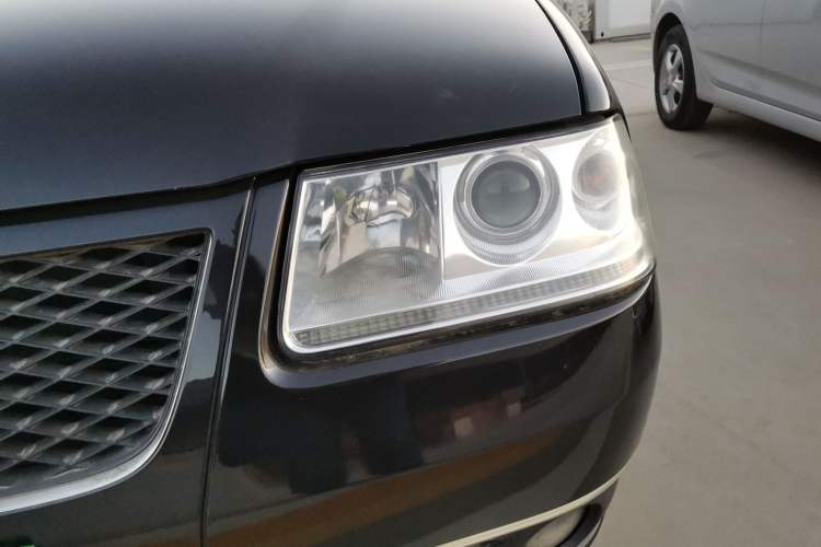 Used Volkswagen Santana Vista 2008 1.8L Manual Comfort Edition Left Front Headlight