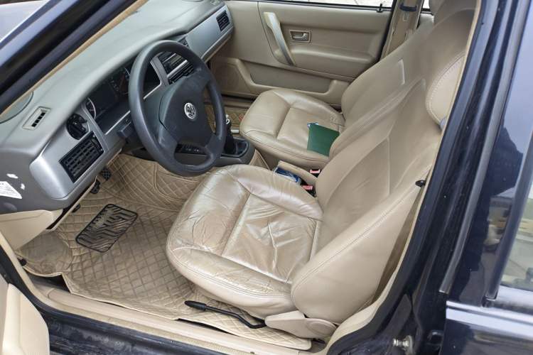 Used Volkswagen Santana Vista 2008 1.8L Manual Comfort Edition Left Front Seat