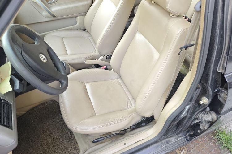 Used Volkswagen Santana Vista 2008 1.8L Manual Comfort Edition Left Front Seat