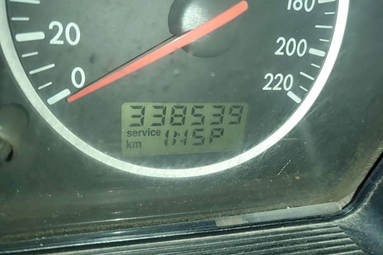 Used Volkswagen Santana Vista 2008 1.8L Manual Sishang Model Odometer Close Up