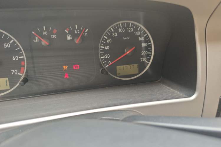 Used Volkswagen Santana Vista 2008 1.8L Manual Comfort Edition Odometer Close Up