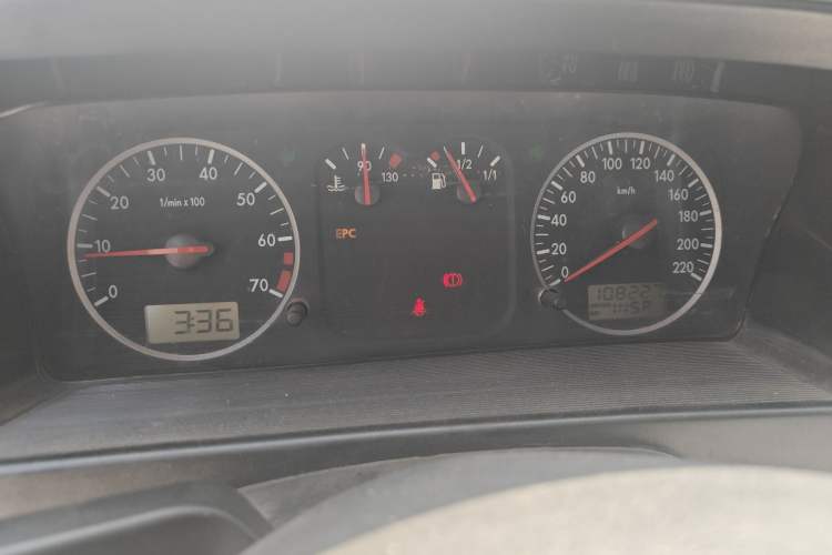 Used Volkswagen Santana Vista 2008 1.8L Manual Sishang Model Odometer Close Up