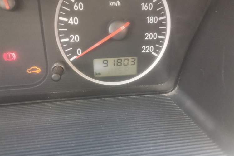 Used Volkswagen Santana Vista 2008 1.8L Manual Comfort Edition Odometer Close Up