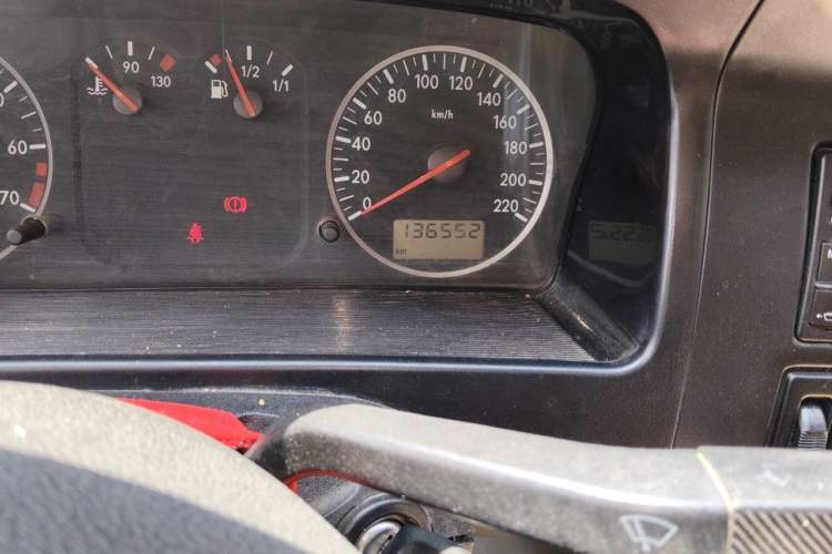Used Volkswagen Santana Vista 2008 1.8L Manual Sishang Model Odometer Close Up