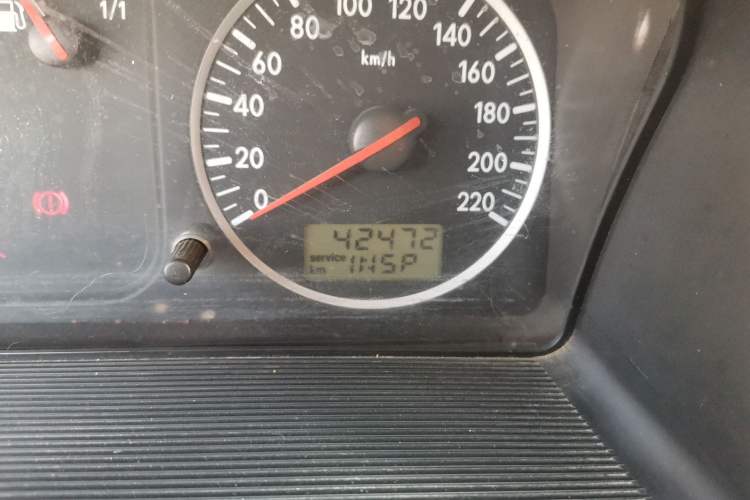 Used Volkswagen Santana Vista 2008 1.8L Manual Comfort Edition Odometer Close Up