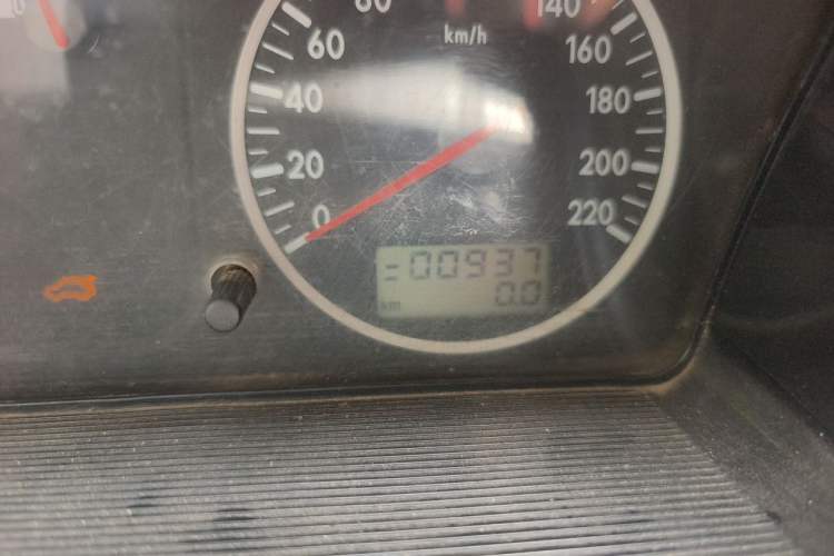 Used Volkswagen Santana Vista 2008 1.8L Manual Sishang Model Odometer Close Up