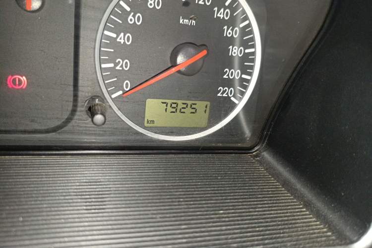 Used Volkswagen Santana Vista 2008 1.8L Manual Comfort Edition Odometer Close Up