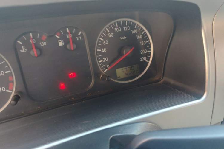 Used Volkswagen Santana Vista 2008 1.8L Manual Sishang Model Odometer Close Up