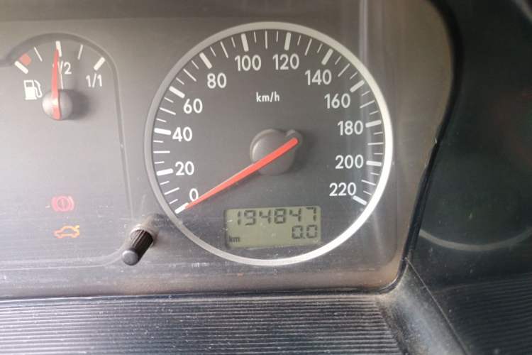 Used Volkswagen Santana Vista 2008 1.8L Manual Comfort Edition Odometer Close Up