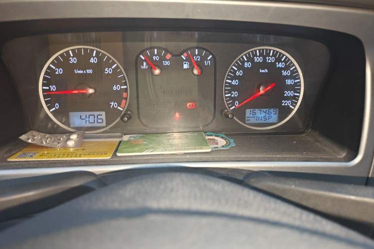Used Volkswagen Santana Vista 2008 1.8L Manual Sishang Model Odometer Close Up