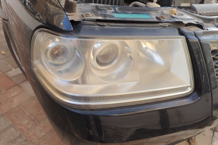 Used Volkswagen Santana Vista 2008 1.8L Manual Comfort Edition Right Front Headlight