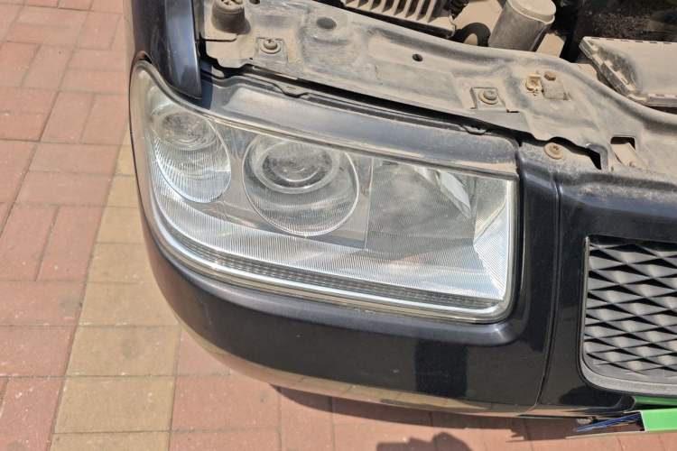 Used Volkswagen Santana Vista 2008 1.8L Manual Comfort Edition Right Front Headlight