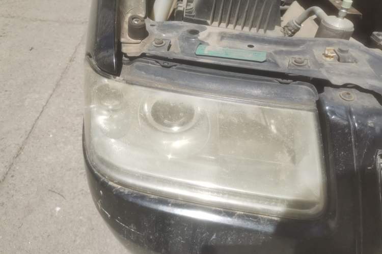 Used Volkswagen Santana Vista 2008 1.8L Manual Comfort Edition Right Front Headlight