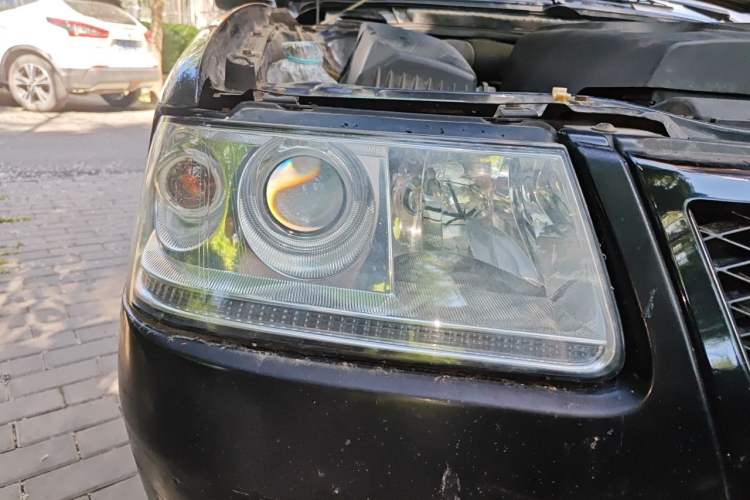 Used Volkswagen Santana Vista 2008 1.8L Manual Comfort Edition Right Front Headlight