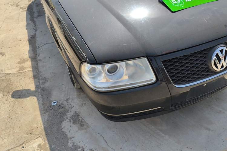 Used Volkswagen Santana Vista 2008 1.8L Manual Sishang Model Right Front Headlight