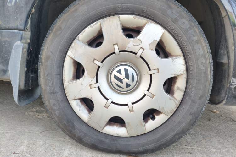 Used Volkswagen Santana Vista 2008 1.8L Manual Sishang Model Right Front Wheel Hub