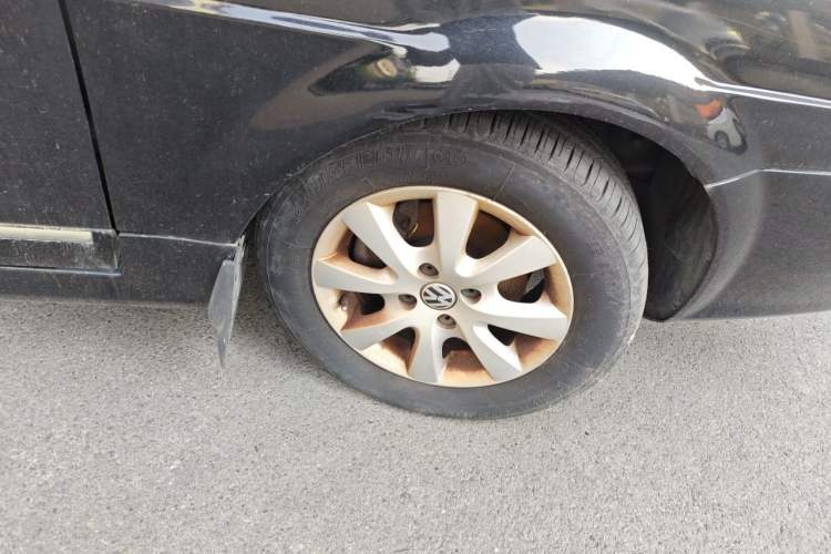 Used Volkswagen Santana Vista 2008 1.8L Manual Comfort Edition Right Front Wheel Hub
