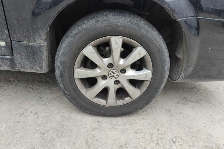 Used Volkswagen Santana Vista 2008 1.8L Manual Sishang Model Right Front Wheel Hub