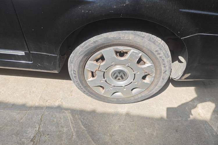 Used Volkswagen Santana Vista 2008 1.8L Manual Sishang Model Right Front Wheel Hub