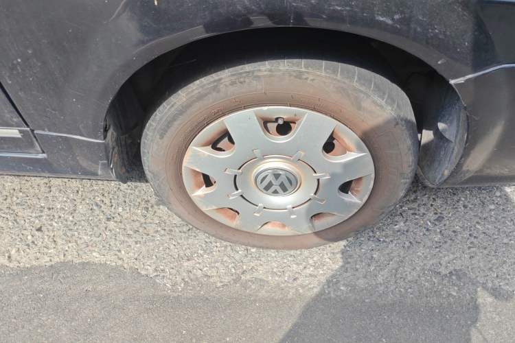 Used Volkswagen Santana Vista 2008 1.8L Manual Sishang Model Right Front Wheel Hub