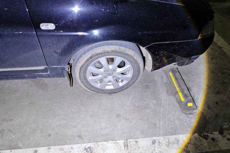 Used Volkswagen Santana Vista 2008 1.8L Manual Sishang Model Right Front Wheel Hub