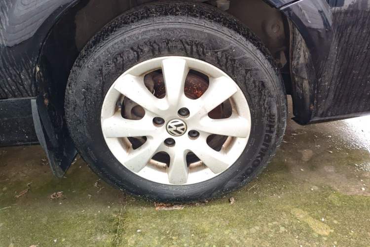 Used Volkswagen Santana Vista 2008 1.8L Manual Sishang Model Right Front Wheel Hub