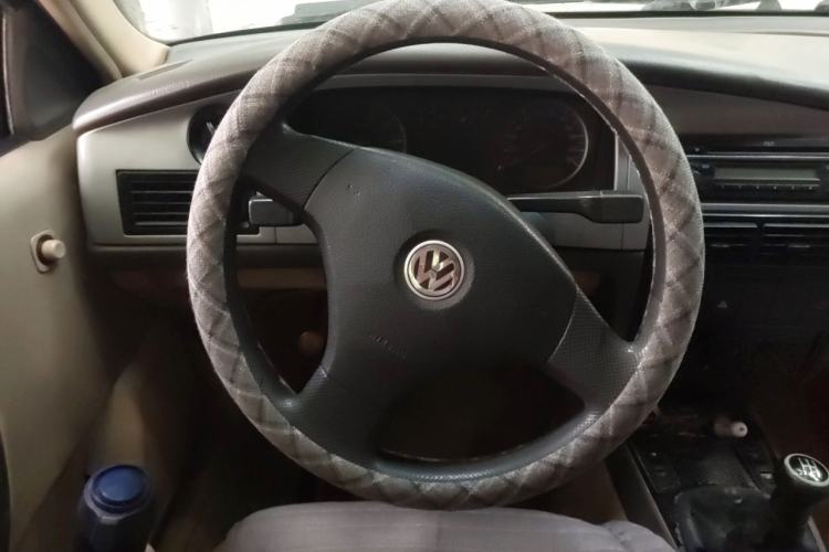 Used Volkswagen Santana Vista 2008 1.8L Manual Sishang Model Steering Wheel