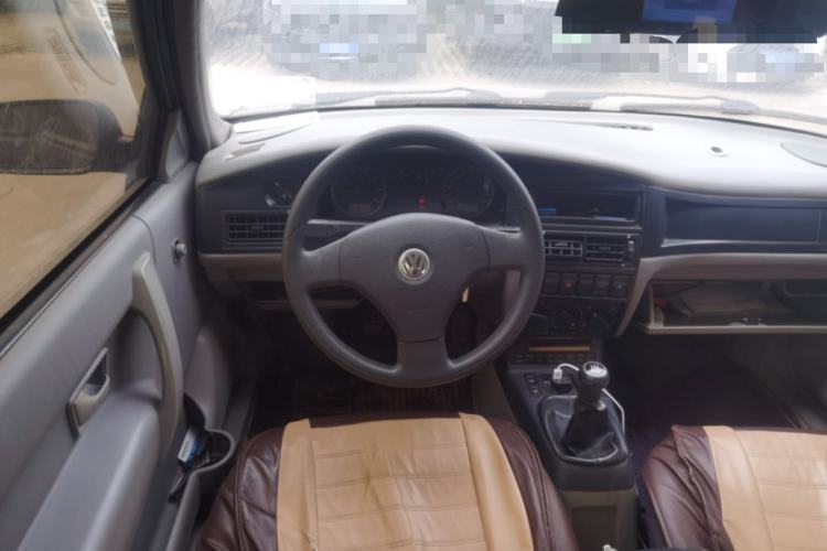 Used Volkswagen Santana Vista 2008 1.8L Manual Sishang Model Steering Wheel
