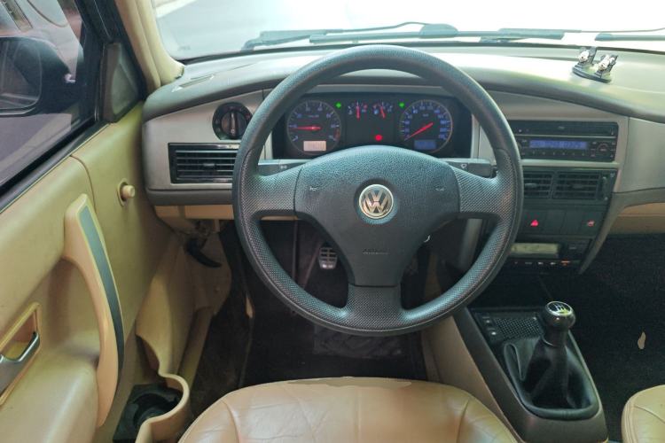 Used Volkswagen Santana Vista 2008 1.8L Manual Comfort Edition Steering Wheel