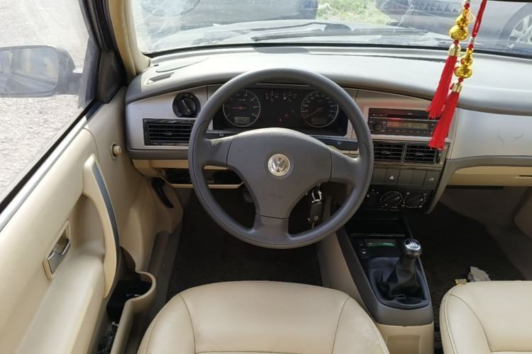 Used Volkswagen Santana Vista 2008 1.8L Manual Sishang Model Steering Wheel