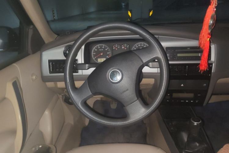 Used Volkswagen Santana Vista 2008 1.8L Manual Sishang Model Steering Wheel