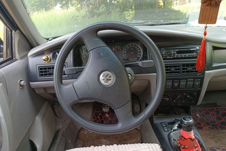 Used Volkswagen Santana Vista 2008 1.8L Manual Comfort Edition Steering Wheel