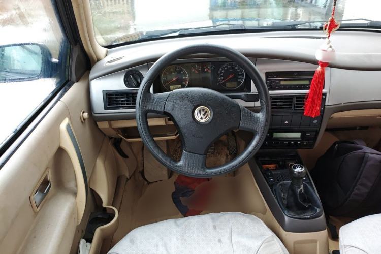 Used Volkswagen Santana Vista 2008 1.8L Manual Sishang Model Steering Wheel