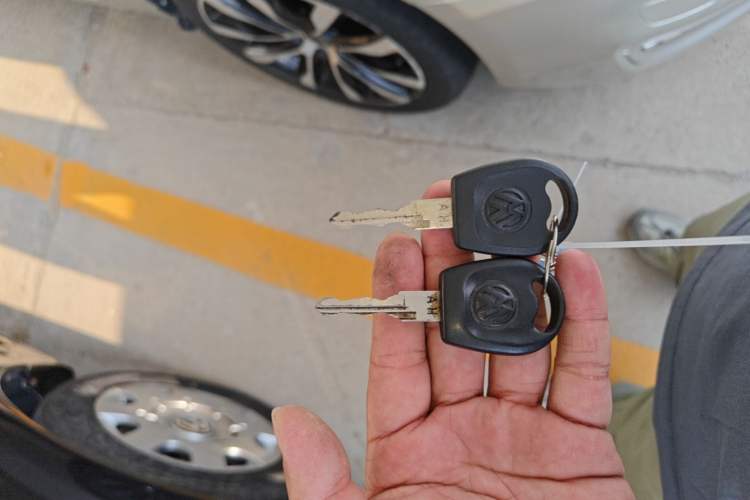 Used Volkswagen Santana Vista 2008 1.8L Manual Sishang Model Vehicle Key