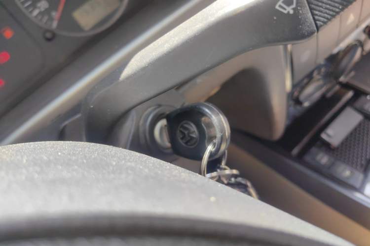 Used Volkswagen Santana Vista 2008 1.8L Manual Sishang Model Vehicle Key
