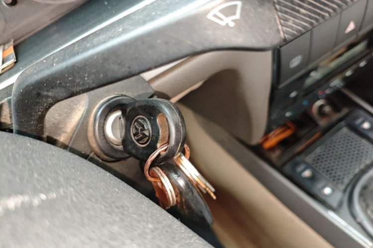 Used Volkswagen Santana Vista 2008 1.8L Manual Sishang Model Vehicle Key