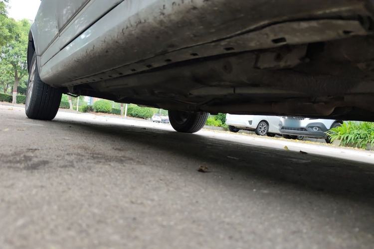Used Volkswagen Santana Vista 2008 1.8L Manual Sishang Model Chassis Front Right