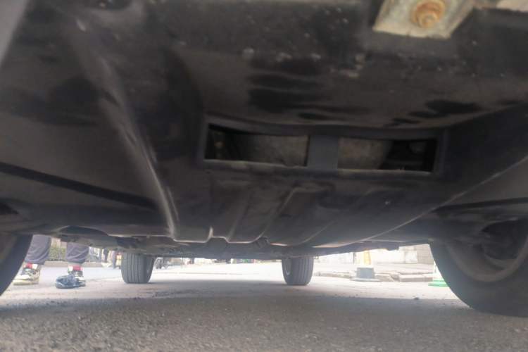 Used Volkswagen Santana Vista 2008 1.8L Manual Comfort Edition Chassis Front
