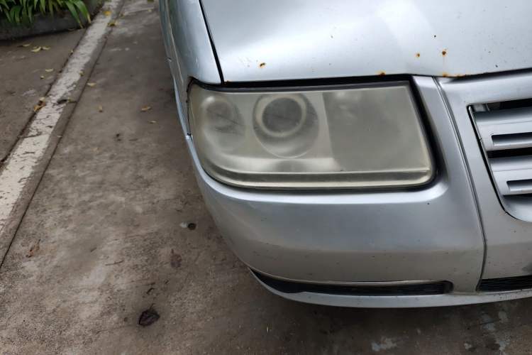 Used Volkswagen Santana Vista 2008 1.8L Manual Sishang Model Right Front Headlight